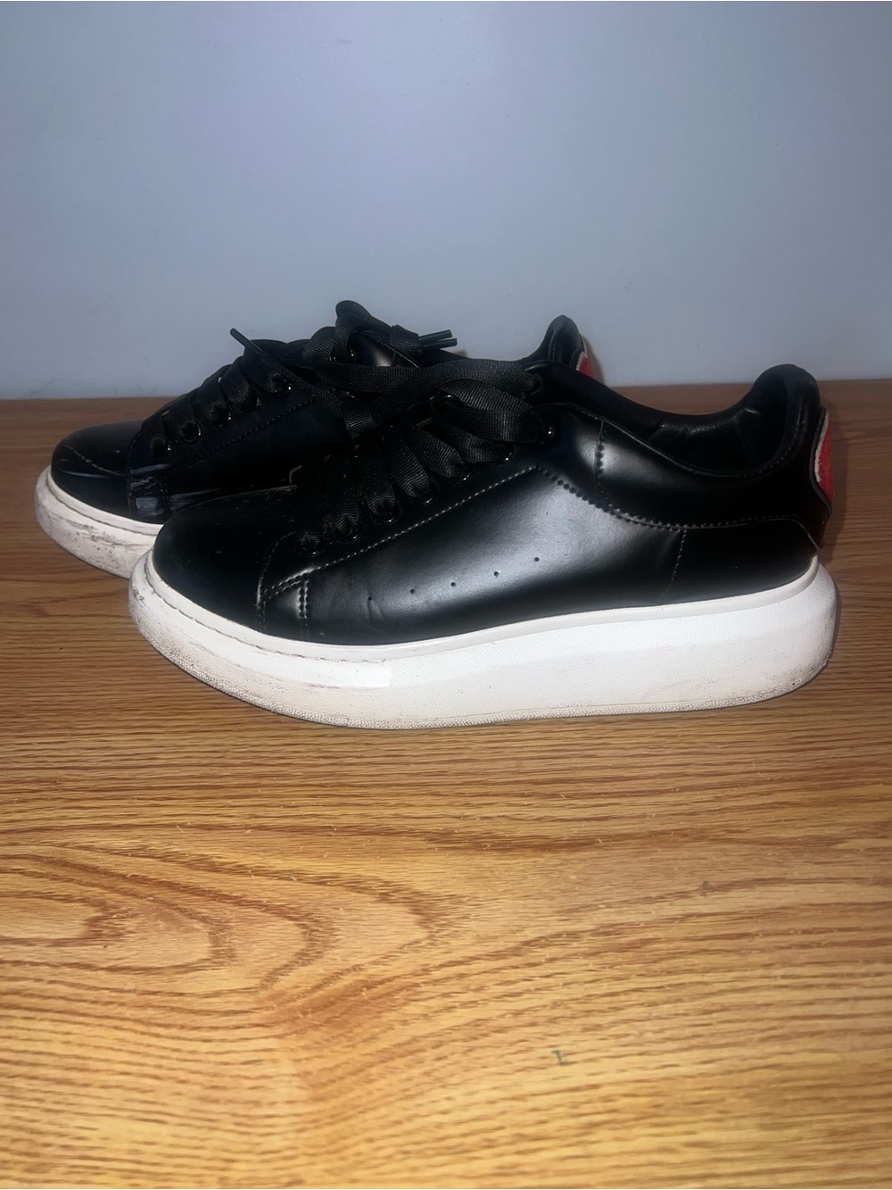 Alexander McQueen Oversized Sneaker Size - 9 EU - 42